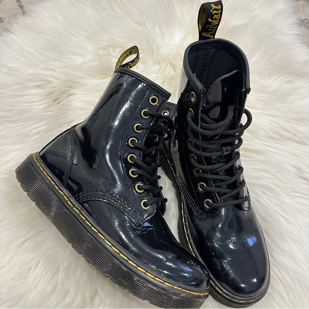 Dr Martens Zavala lace up Patent boots black size 5